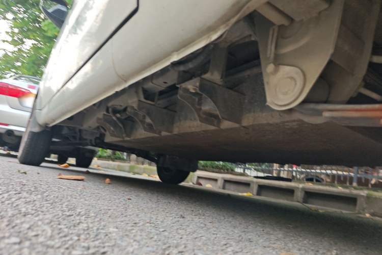 Used Wuling EV50 2020 Pure Electric Van Logistics Vehicle – Penghui Non-Heated Battery Chassis Rear Left