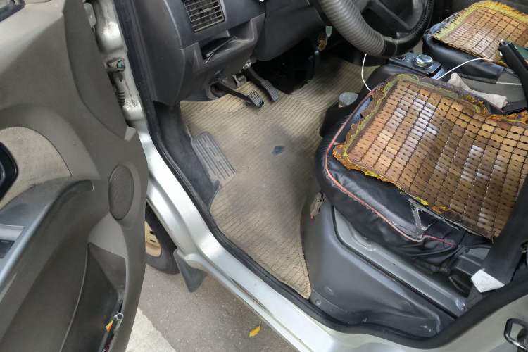 Used Wuling EV50 2020 Pure Electric Van Logistics Vehicle – Penghui Non-Heated Battery Driver Seat