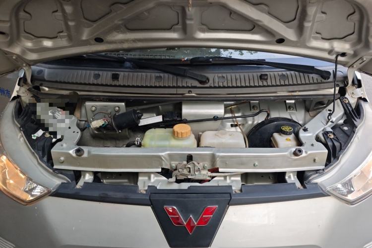 Used Wuling EV50 2020 Pure Electric Van Logistics Vehicle – Penghui Non-Heated Battery Engine Bay