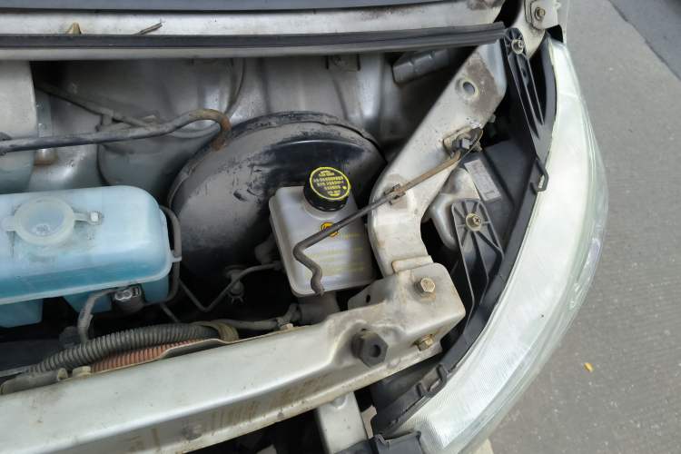 Used Wuling EV50 2020 Pure Electric Van Logistics Vehicle – Penghui Non-Heated Battery Engine Bay Left