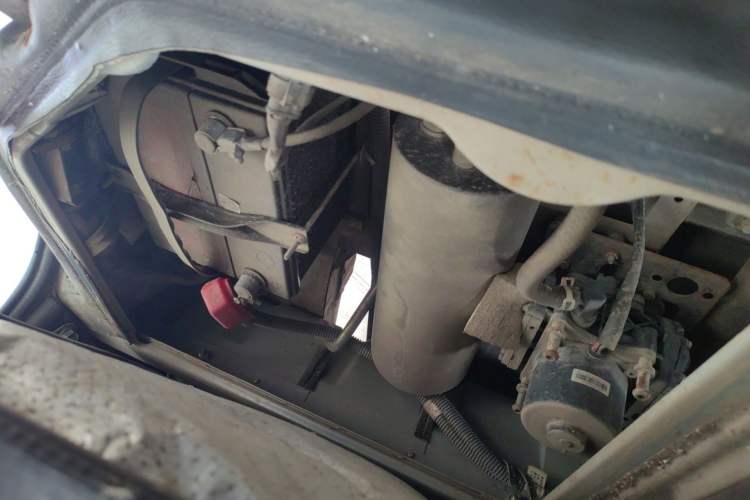 Used Wuling EV50 2020 Pure Electric Van Logistics Vehicle – Penghui Non-Heated Battery Engine Bay Right