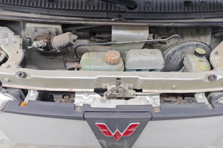 Used Wuling EV50 2020 Pure Electric Van Logistics Vehicle – Penghui Non-Heated Battery Engine Bay