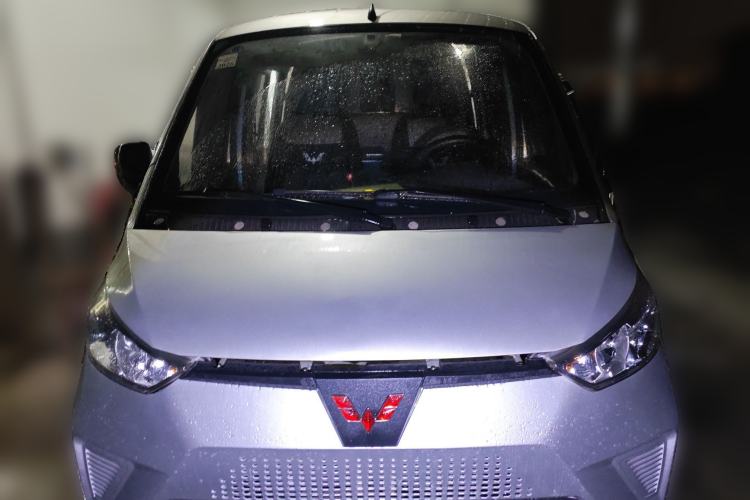 Used Wuling EV50 2020 All-Electric Van Logistics Vehicle with Ningde-Heated Battery Exterior 1