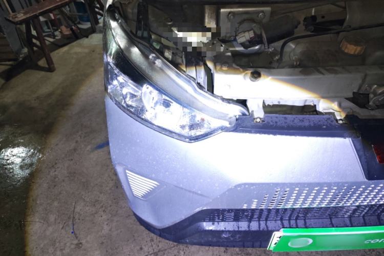 Used Wuling EV50 2020 All-Electric Van Logistics Vehicle with Ningde-Heated Battery Exterior 6