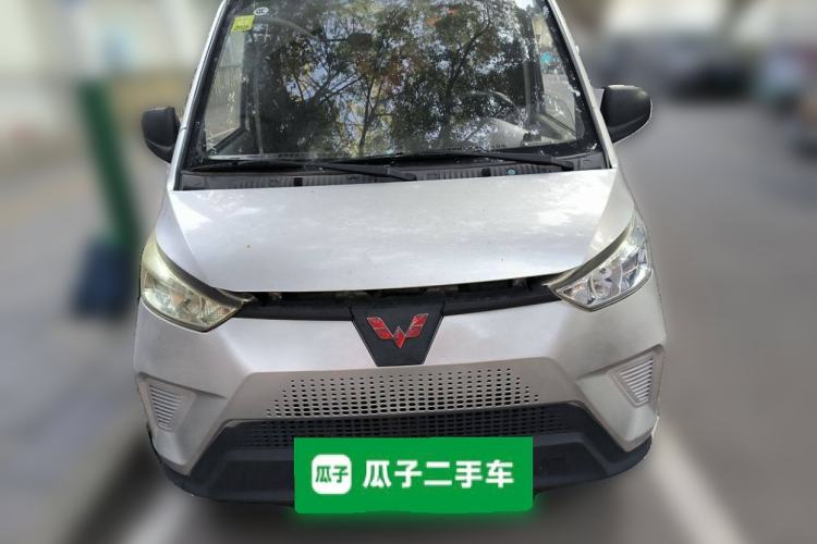 Used Wuling EV50 2020 Pure Electric Van Logistics Vehicle – Penghui Non-Heated Battery Front