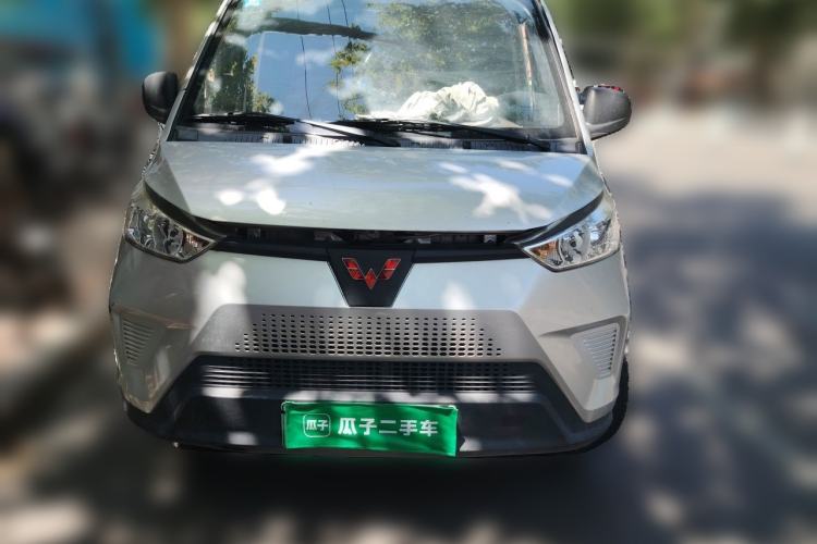 Used Wuling EV50 2020 Pure Electric Van Logistics Vehicle – Penghui Non-Heated Battery Front