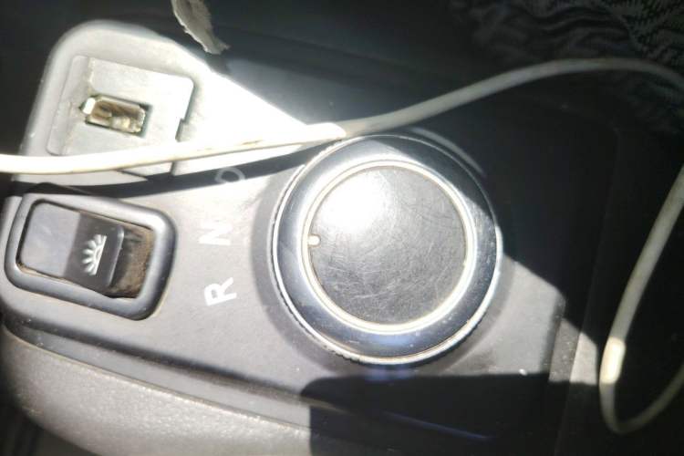 Used Wuling EV50 2020 Pure Electric Van Logistics Vehicle – Penghui Non-Heated Battery Gear Lever