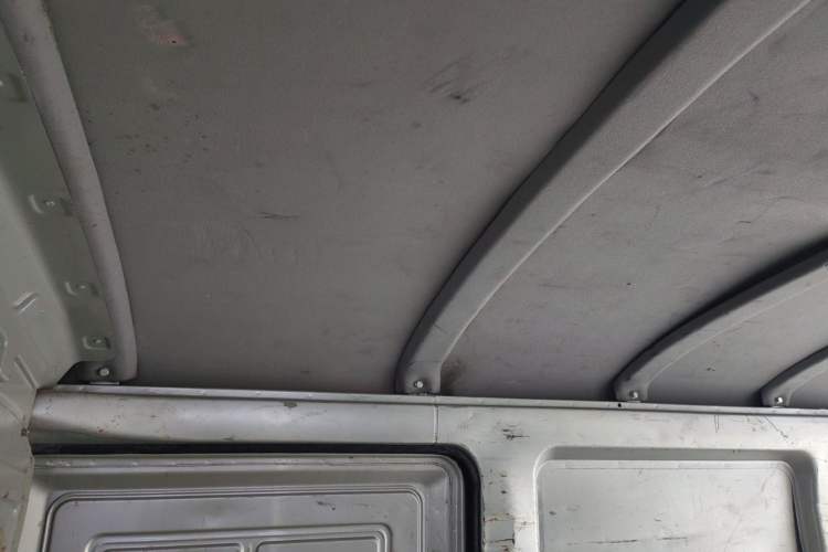 Used Wuling EV50 2020 Pure Electric Van Logistics Vehicle – Penghui Non-Heated Battery Headliner