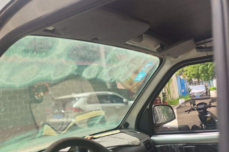 Used Wuling EV50 2020 Pure Electric Van Logistics Vehicle – Penghui Non-Heated Battery Headliner