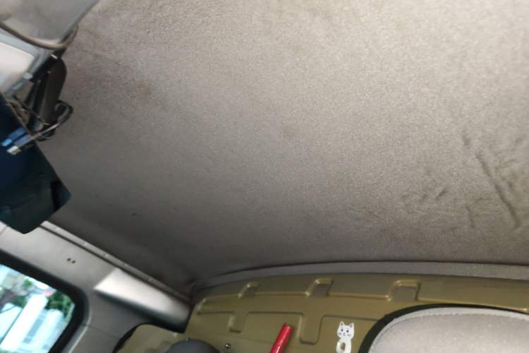 Used Wuling EV50 2020 All-Electric Van Logistics Vehicle with Ningde-Heated Battery Headliner