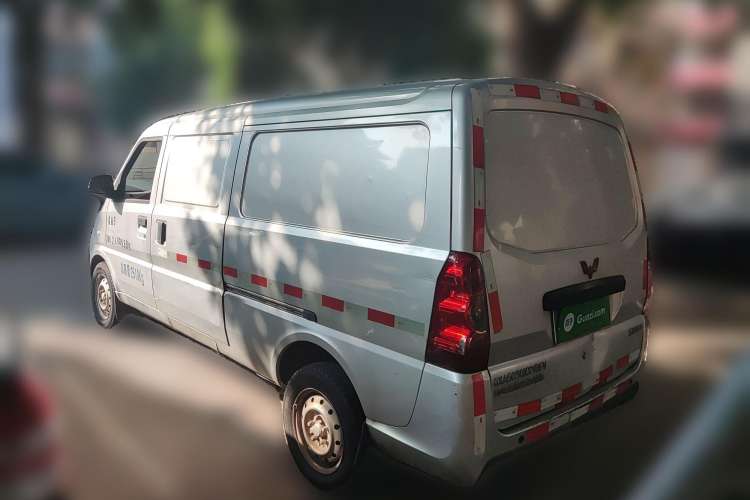 Used Wuling EV50 2020 Pure Electric Van Logistics Vehicle – Penghui Non-Heated Battery Rear Left 45 Deg