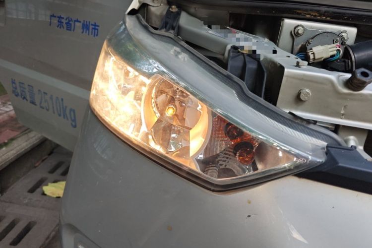Used Wuling EV50 2020 Pure Electric Van Logistics Vehicle – Penghui Non-Heated Battery Right Front Headlight