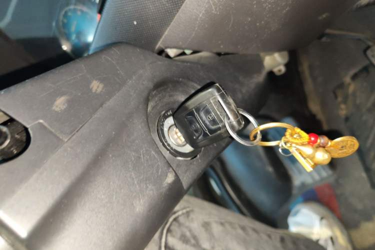 Used Wuling EV50 2020 All-Electric Van Logistics Vehicle with Ningde-Heated Battery Vehicle Key