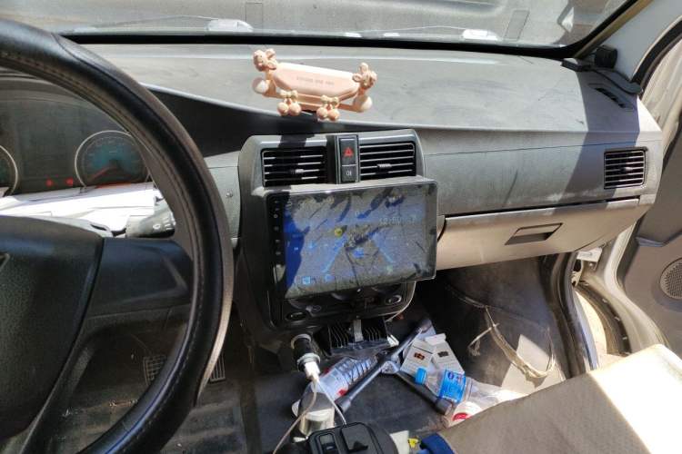 Used Wuling EV50 2021 Box-Type Logistics Vehicle Bocreat Ningde 41.86 kWh Liugong Electric Control System Audio And AC Panel