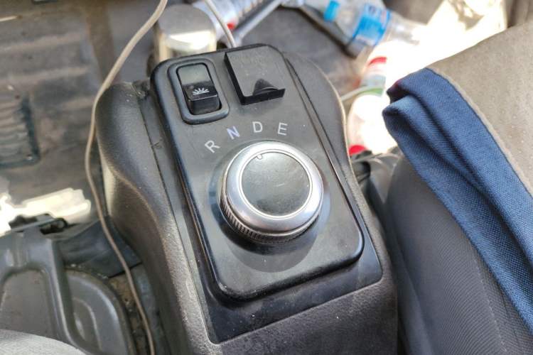 Used Wuling EV50 2021 Box-Type Logistics Vehicle Bocreat Ningde 41.86 kWh Liugong Electric Control System Gear Lever