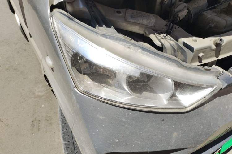 Used Wuling EV50 2021 Box-Type Logistics Vehicle Bocreat Ningde 41.86 kWh Liugong Electric Control System Right Front Headlight