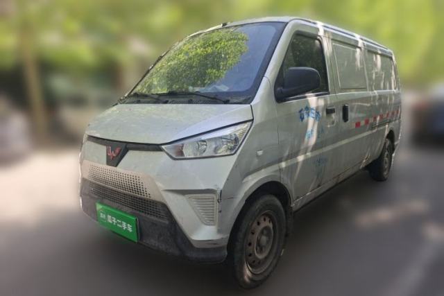 Used Wuling EV50 2021 Van Logistics Vehicle Lishen 41.6 kWh Electric Control System