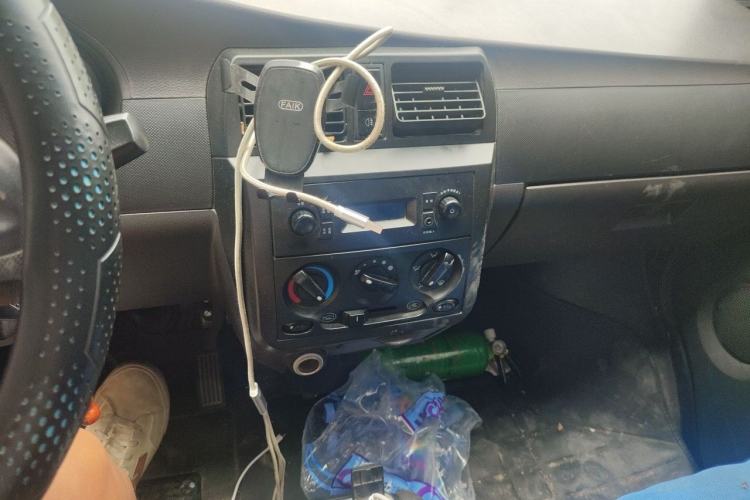 Used Wuling EV50 2021 Van Logistics Vehicle Huishitong Ningde 41.86 kWh Liu Electric Control System Audio And AC Panel