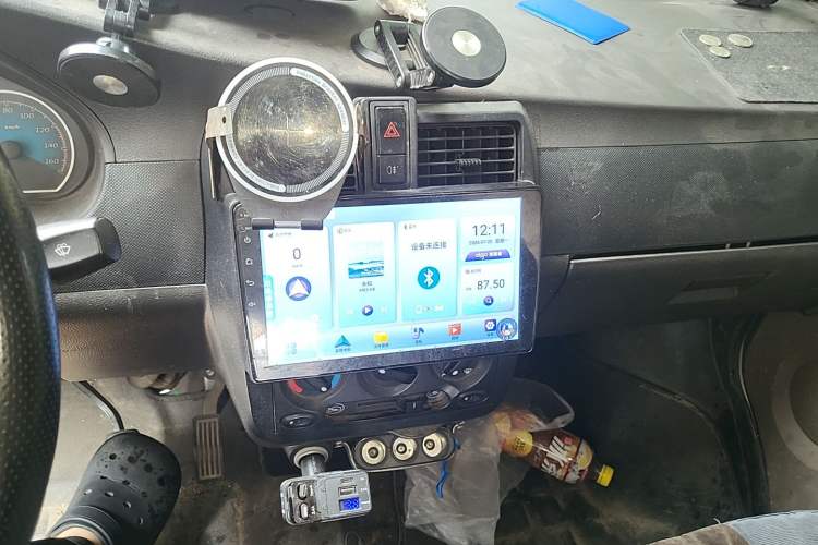 Used Wuling EV50 2021 Van Logistics Vehicle Lishen 41.6 kWh Electric Control System Audio And AC Panel