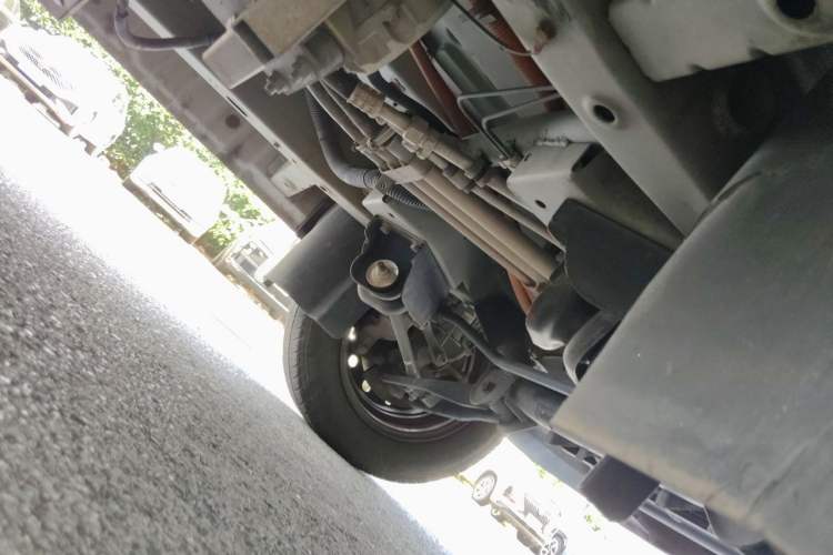 Used Wuling EV50 2021 Van Logistics Vehicle - Huishitong Penghui 43.2kWh Inovance 2nd-Generation Electric Control System Chassis Front Right