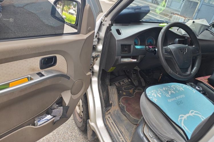 Used Wuling EV50 2021 Van Logistics Vehicle - Huishitong Ningde 41.86 kWh Inovance 2nd-Generation Electric Control System Driver Seat