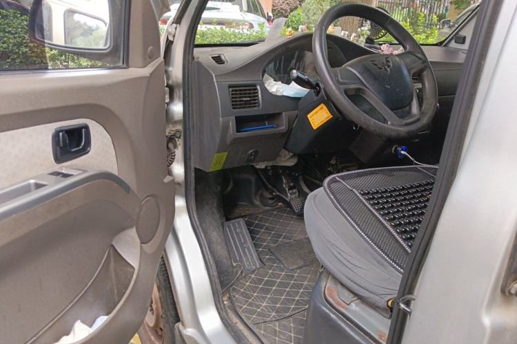 Used Wuling EV50 2021 Box-Type Logistics Vehicle Bocreat Ningde 41.86 kWh Liugong Electric Control System Driver Seat