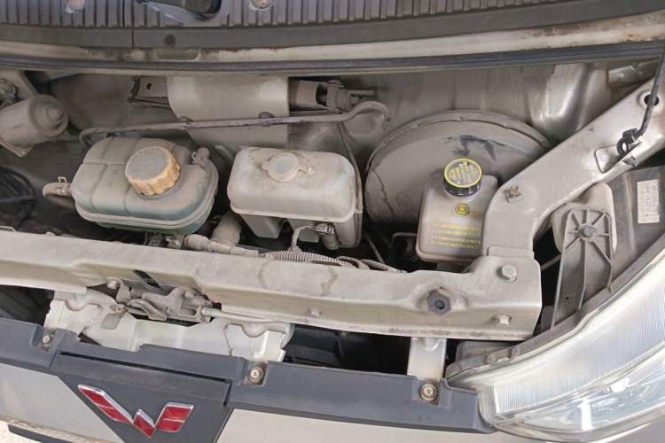 Used Wuling EV50 2021 Box-Type Logistics Vehicle Bocreat Ningde 41.86 kWh Liugong Electric Control System Engine Bay