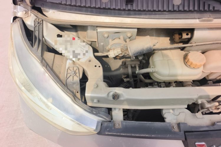 Used Wuling EV50 2021 Van Logistics Vehicle - Huishitong Ningde 41.86 kWh Inovance 2nd-Generation Electric Control System Engine Bay Right