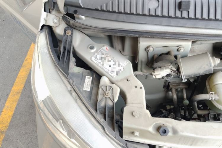 Used Wuling EV50 2021 Van Logistics Vehicle - Huishitong Penghui 43.2kWh Inovance 2nd-Generation Electric Control System Engine Bay Right