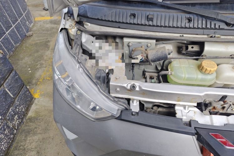 Used Wuling EV50  Engine Bay Right