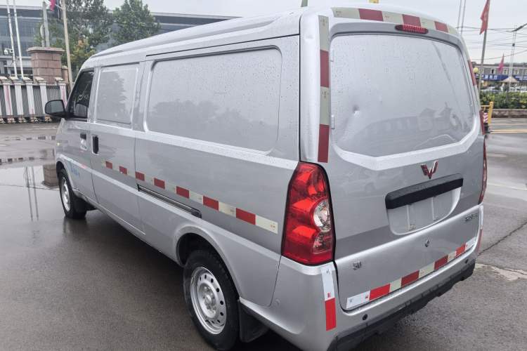 Used Wuling EV50 2021 Van Logistics Vehicle - Huishitong Ningde 41.86 kWh Inovance 2nd-Generation Electric Control System Exterior 3