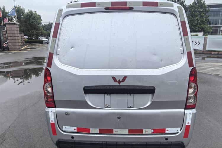 Used Wuling EV50 2021 Van Logistics Vehicle - Huishitong Ningde 41.86 kWh Inovance 2nd-Generation Electric Control System Exterior 4