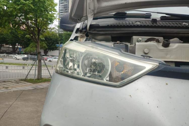 Used Wuling EV50 2021 Van Logistics Vehicle Huishitong Ningde 41.86 kWh Liu Electric Control System Exterior 6