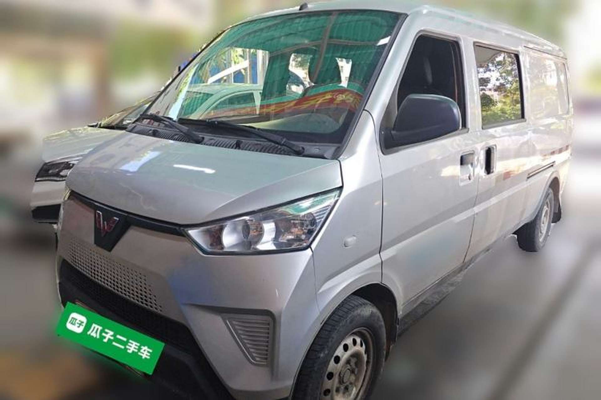 Used Wuling EV50 2021 Van Logistics Vehicle - Huishitong Penghui 43.2kWh Inovance 2nd-Generation Electric Control System Front Left 45 Deg