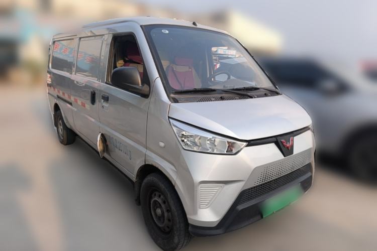 Used Wuling EV50 2021 Van Logistics Vehicle - Huishitong Penghui 43.2kWh Inovance 2nd-Generation Electric Control System Front Right 45 Deg