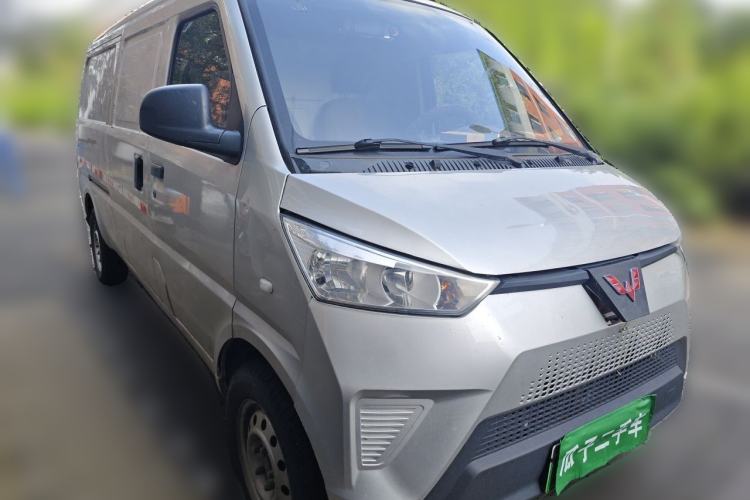 Used Wuling EV50  Front Right 45 Deg