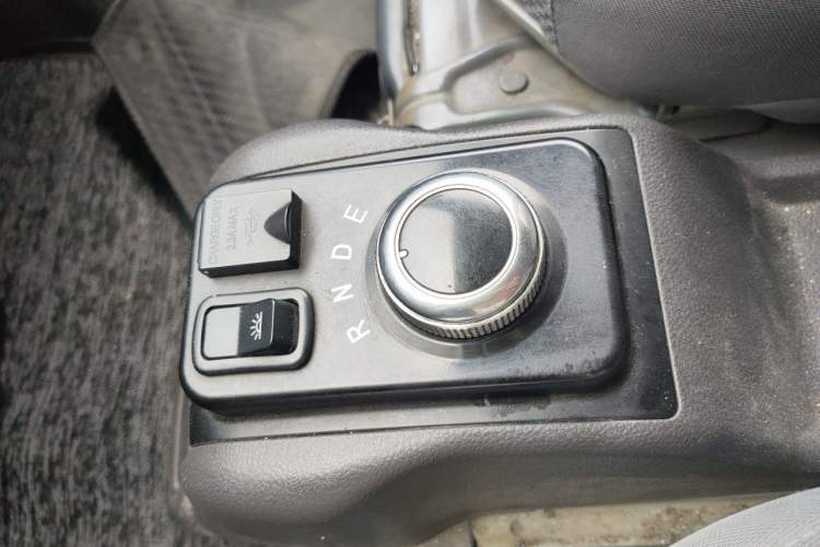 Used Wuling EV50 2021 Van Logistics Vehicle Huishitong Ningde 41.86 kWh Liu Electric Control System Gear Lever