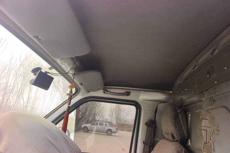 Used Wuling EV50 2021 Van Logistics Vehicle - Huishitong Ningde 41.86 kWh Inovance 2nd-Generation Electric Control System Headliner