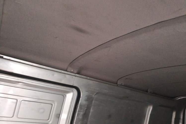 Used Wuling EV50 2021 Box-Type Logistics Vehicle Bocreat Ningde 41.86 kWh Liugong Electric Control System Headliner