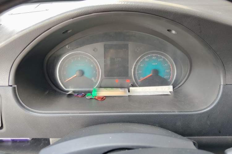 Used Wuling EV50 2021 Van Logistics Vehicle - Huishitong Penghui 43.2kWh Inovance 2nd-Generation Electric Control System Instrument Cluster