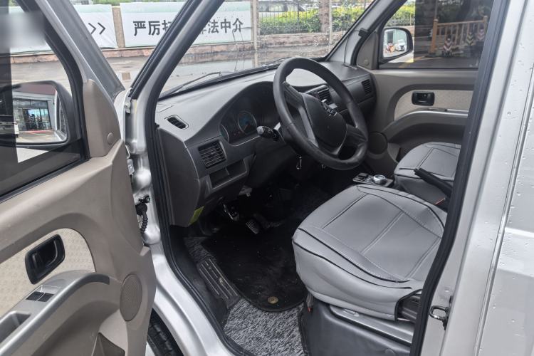 Used Wuling EV50 2021 Van Logistics Vehicle - Huishitong Ningde 41.86 kWh Inovance 2nd-Generation Electric Control System Interior 2