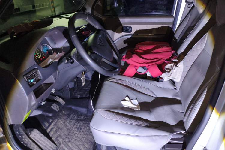 Used Wuling EV50 2021 Van Logistics Vehicle - Huishitong Ningde 41.86 kWh Inovance 2nd-Generation Electric Control System Left Front Seat