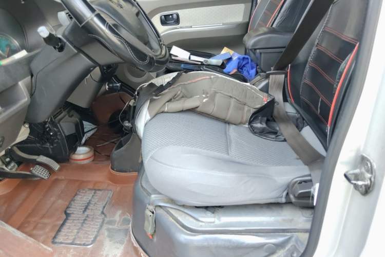 Used Wuling EV50 2021 Van Logistics Vehicle - Huishitong Penghui 43.2kWh Inovance 2nd-Generation Electric Control System Left Front Seat