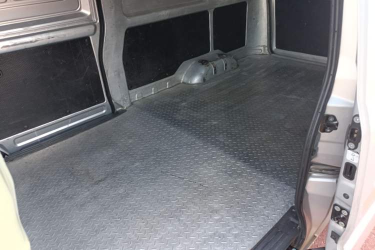 Used Wuling EV50 2021 Van Logistics Vehicle - Huishitong Ningde 41.86 kWh Inovance 2nd-Generation Electric Control System Left Rear Seat