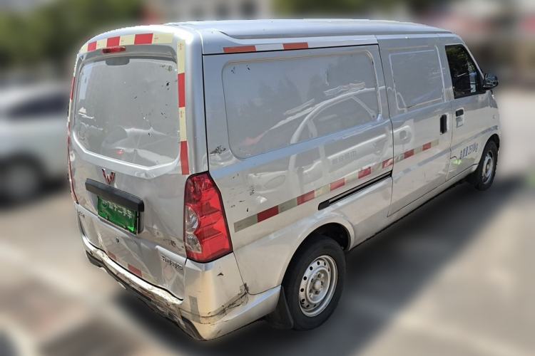 Used Wuling EV50 2021 Van Logistics Vehicle Lishen 41.6kWh Tongyu Electric Control System Rear Right 45 Deg