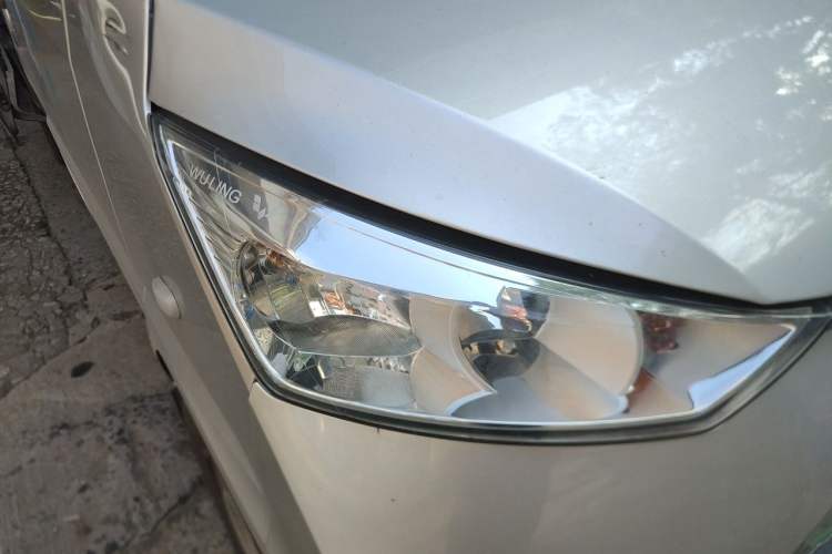 Used Wuling EV50 2021 Van Logistics Vehicle - Huishitong Ningde 41.86 kWh Inovance 2nd-Generation Electric Control System Right Front Headlight