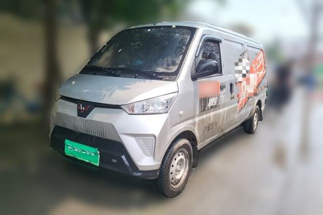 Used Wuling EV50 2021 Van Logistics Vehicle Lishen 41.6 kWh Electric Control System