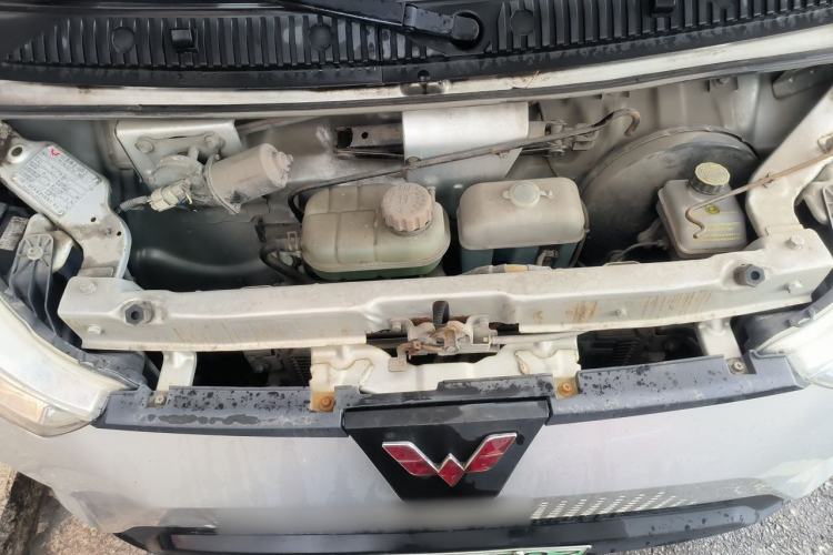 Used Wuling EV50 2021 Van Logistics Vehicle - Huishitong Penghui 43.2 kWh Li-Ion Electric Control System Engine Bay