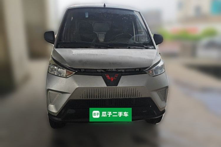 Used Wuling EV50 2021 Van Logistics Vehicle Lishen 41.6 kWh Electric Control System Front