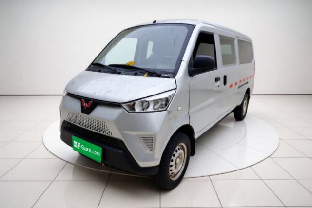 Used Wuling EV50 2022 Affordable Model Anchi with 35.904 kWh